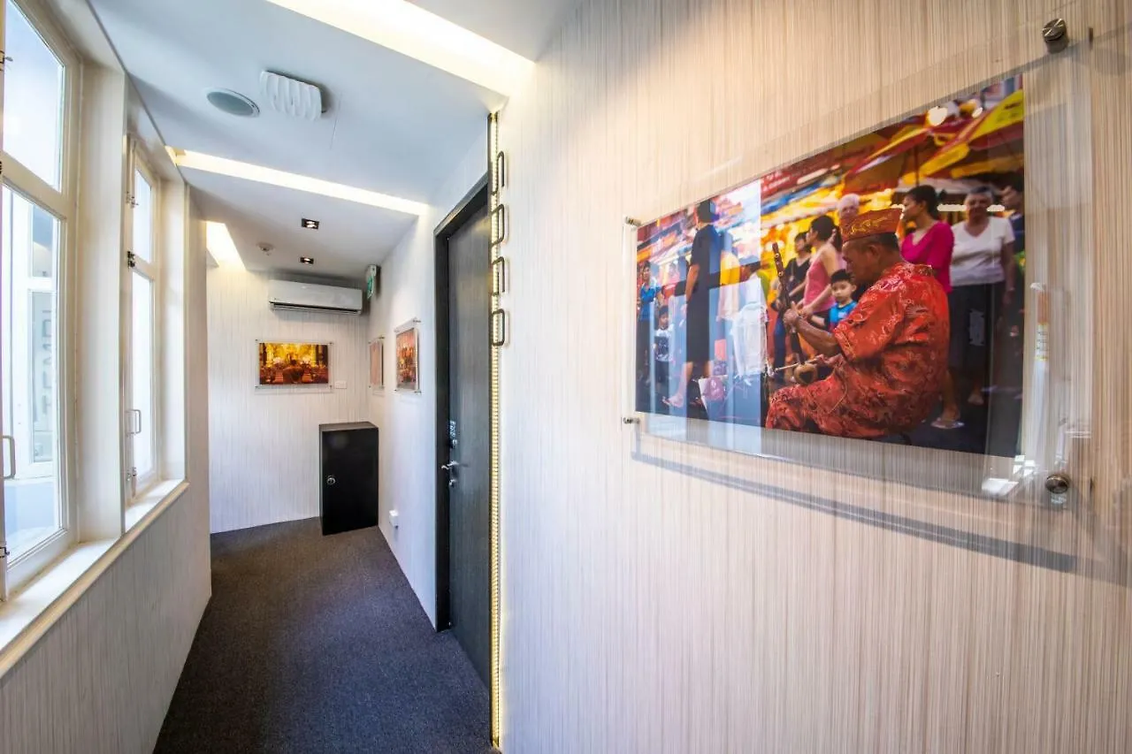 Cube Boutique Capsule Hotel At Chinatown Singapore 2*,  Singapore